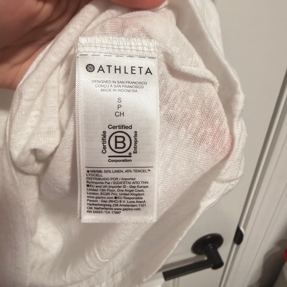 White Linen T-Shirt by - Picture 3 of 3